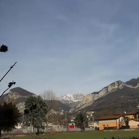 Oda ve Kahvaltı Agrifarm Calolziocorte